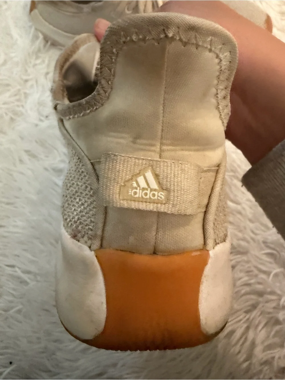 Adidas Cloudfoam Knit Sneakers Beige Gum Sole Women's US 9.5